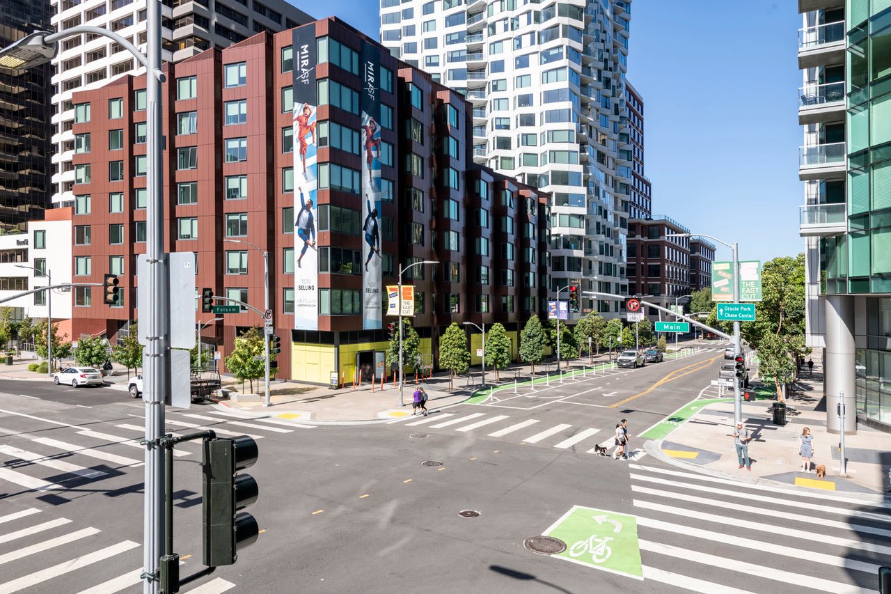 318 Main Street Unit: 2E