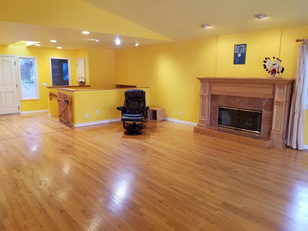 1137 Alameda St