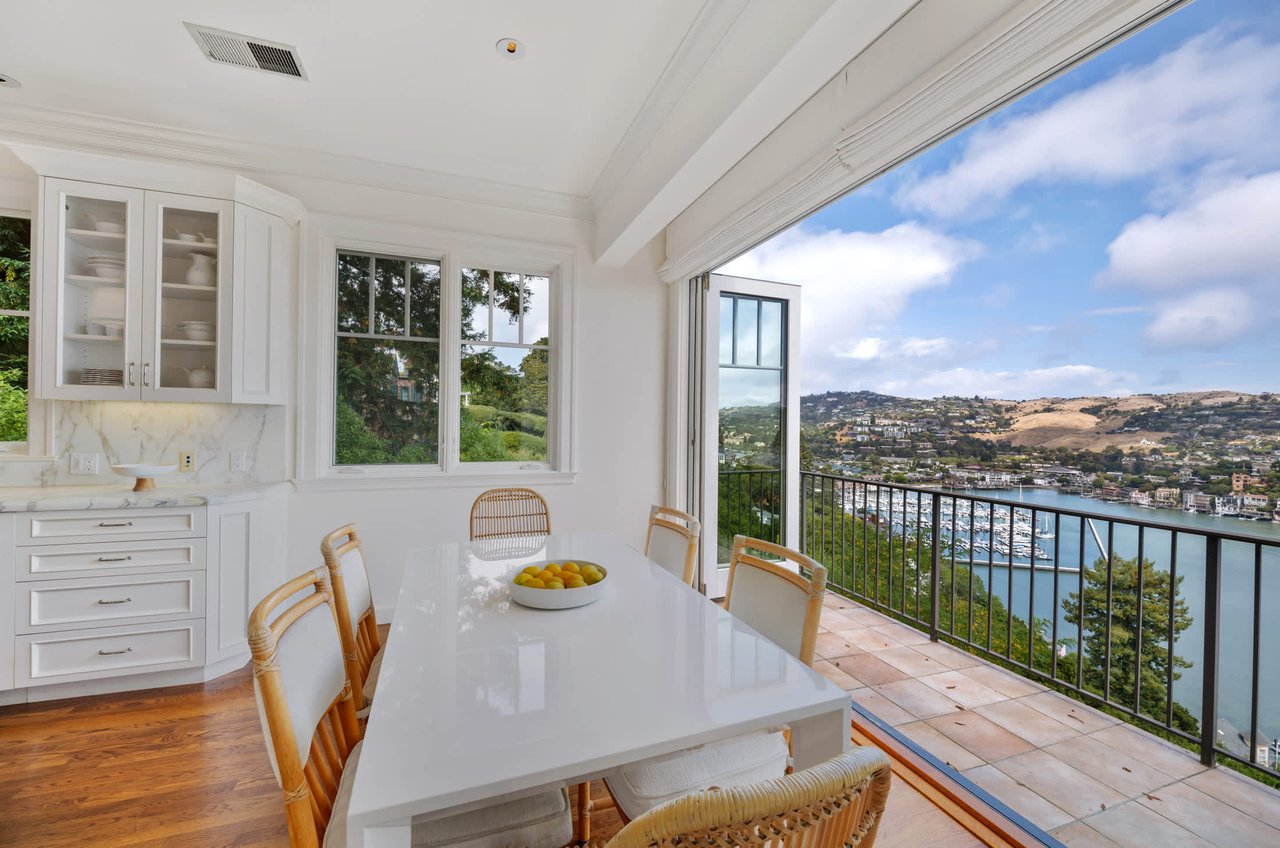 Iconic Belvedere View Estate