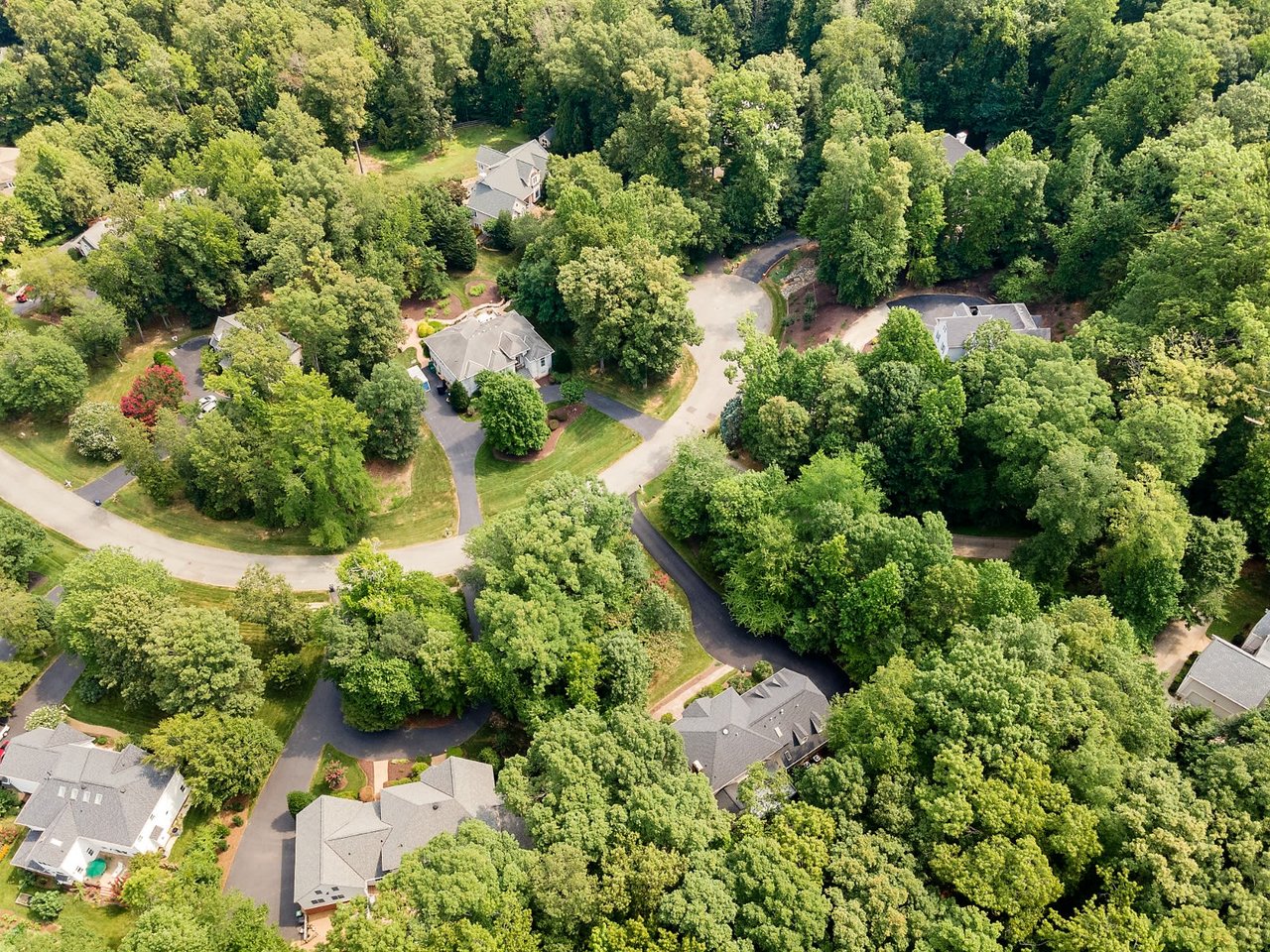 3328 Robious Forest Way