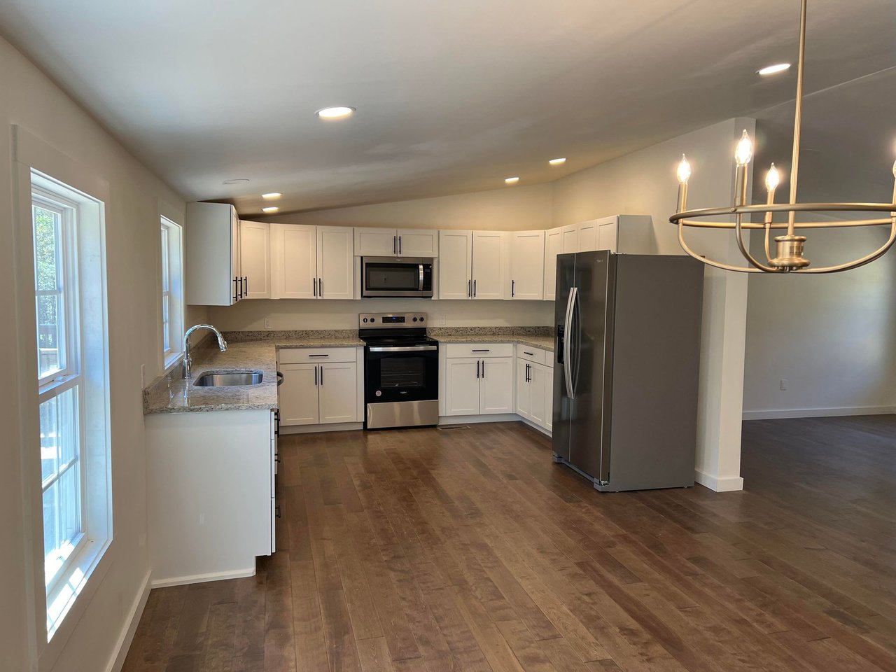  221 Valley Dr, Attalla, AL 35954