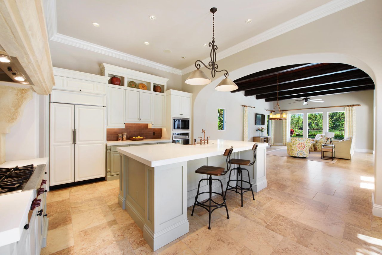 10838 Est Cortile CT