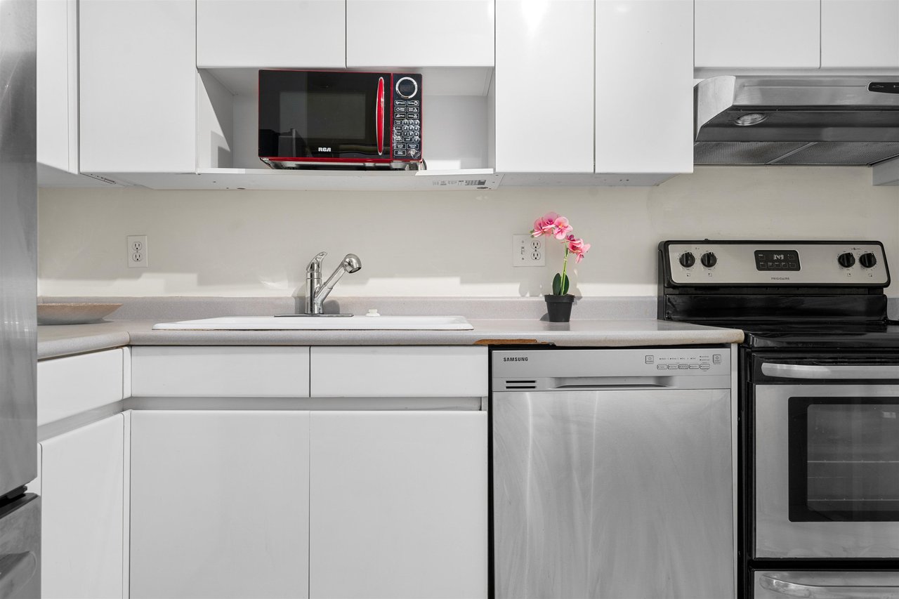 512-1327 E Keith Rd