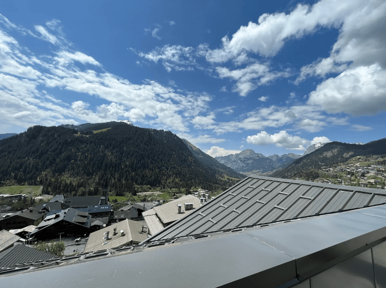 SUNNY CHATEL PENTHOUSE 