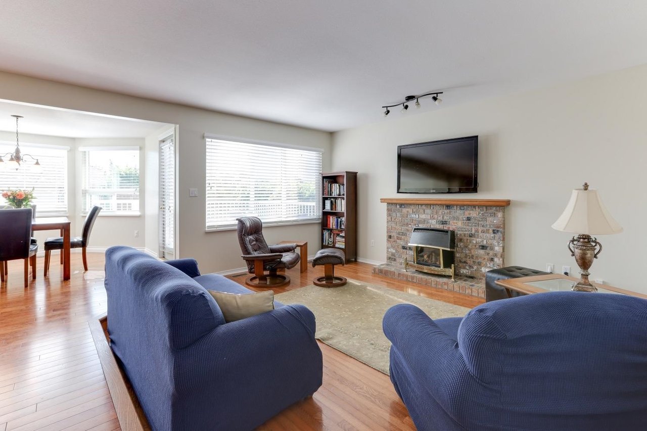 1236 Kensington Pl