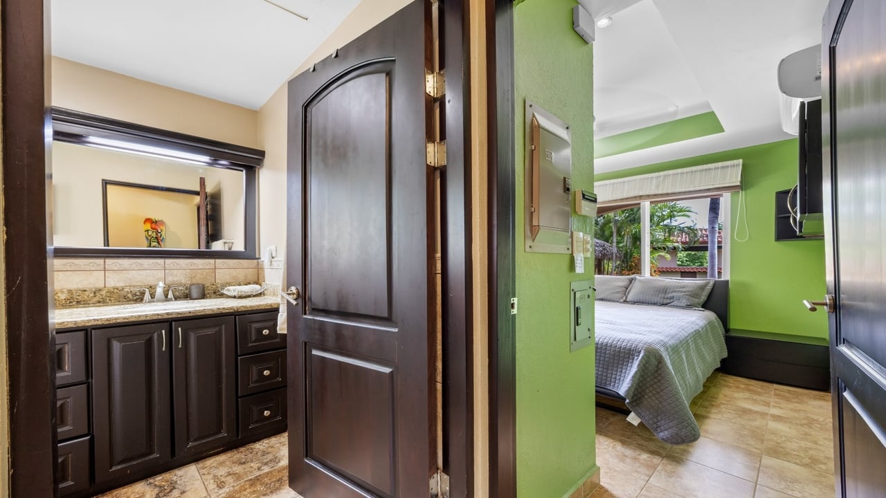 Mediterranean Villa with Guest House, Flamingo, Guanacaste