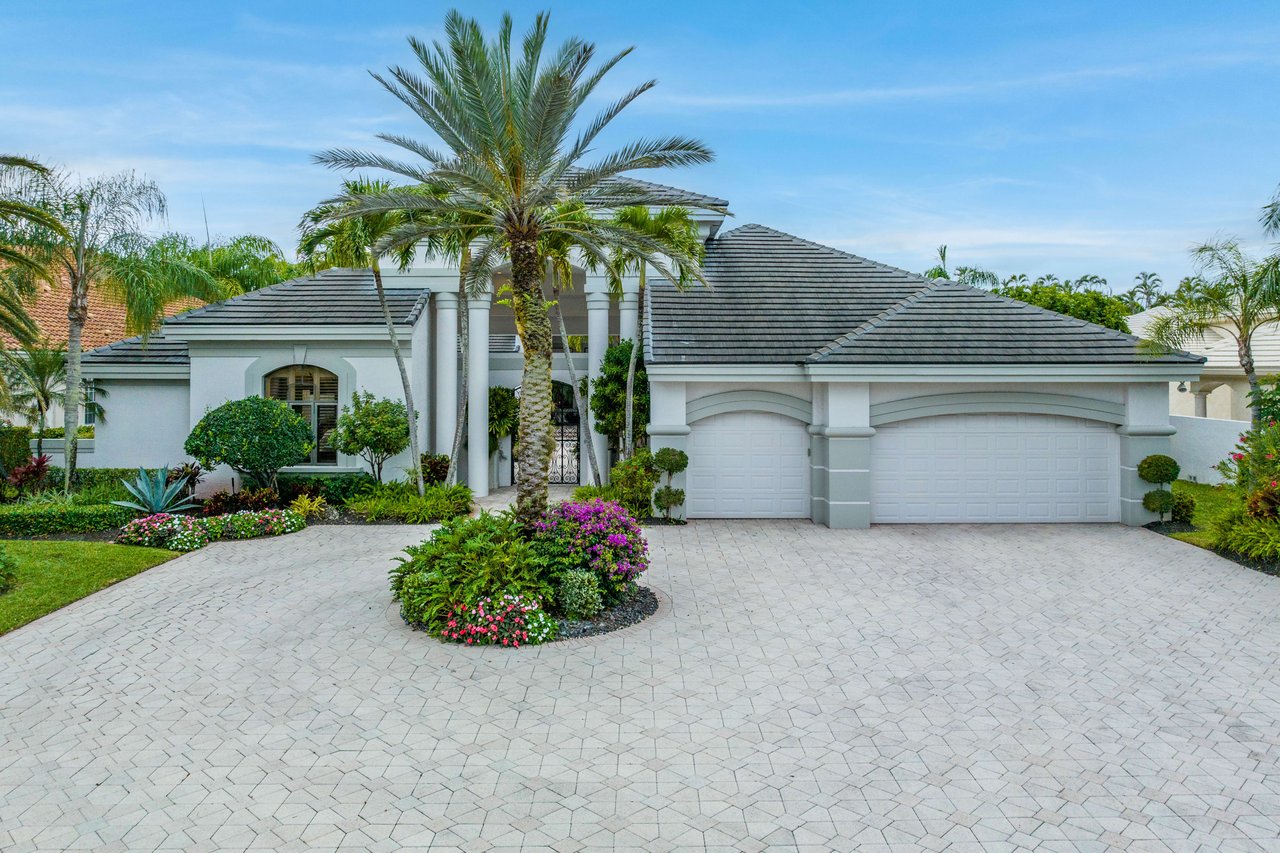 5808 Vintage Oaks Circle