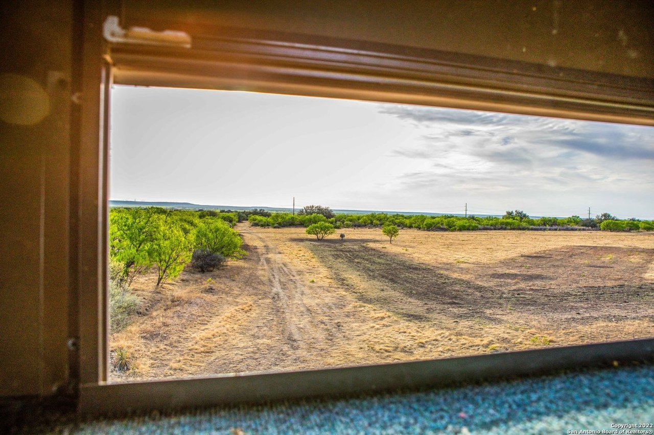 000 Private Rd