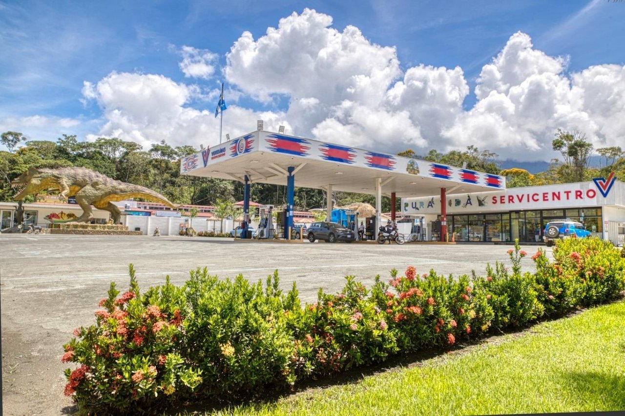 Plaza Ventanas & Gas Station, a Profitable Turn-key Opportunity