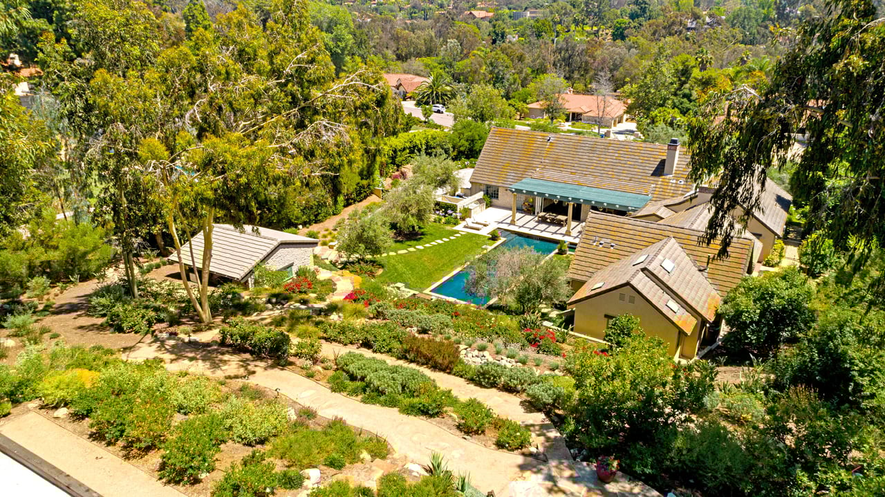 16748 Avenida Arroyo Pasajero