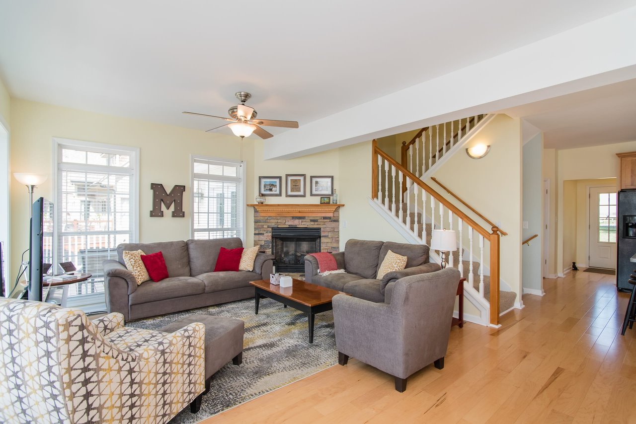 31 Gem Ln