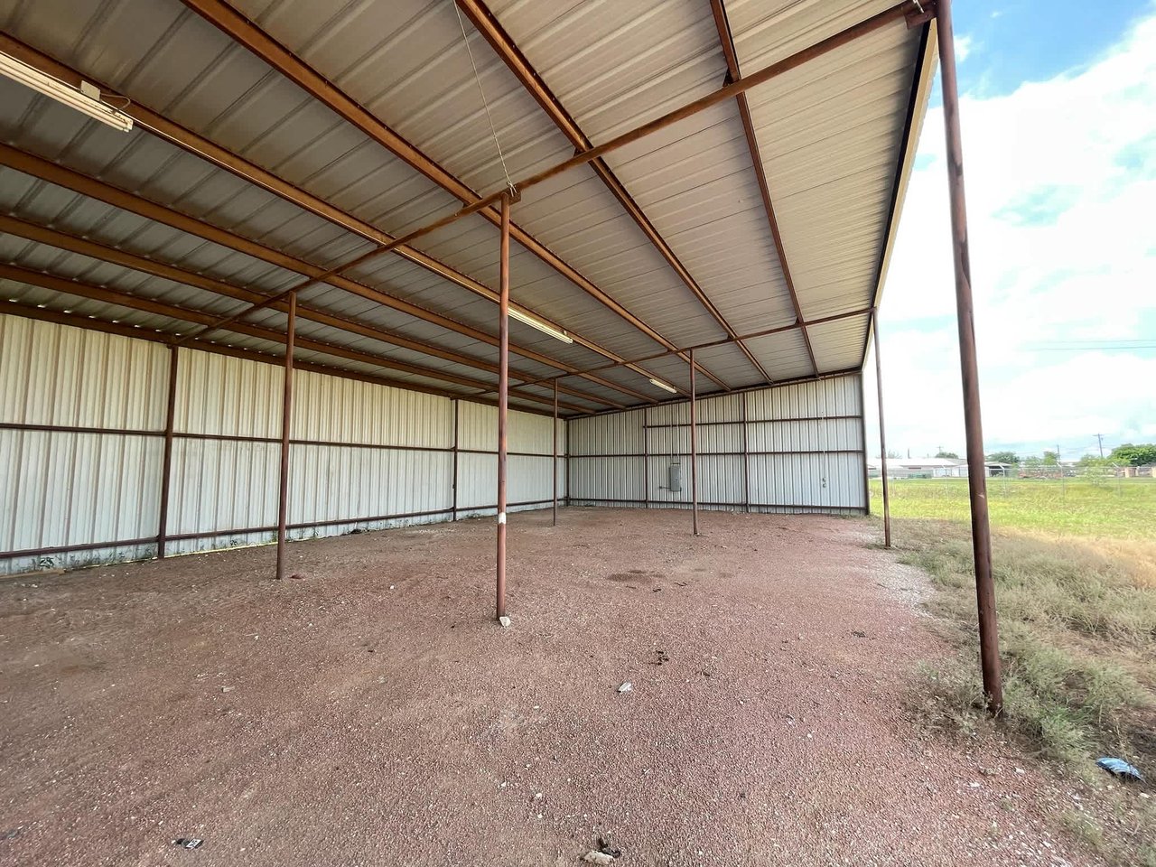 6.1 Acres Kerrville | LANDLORD REPRESENTATION
