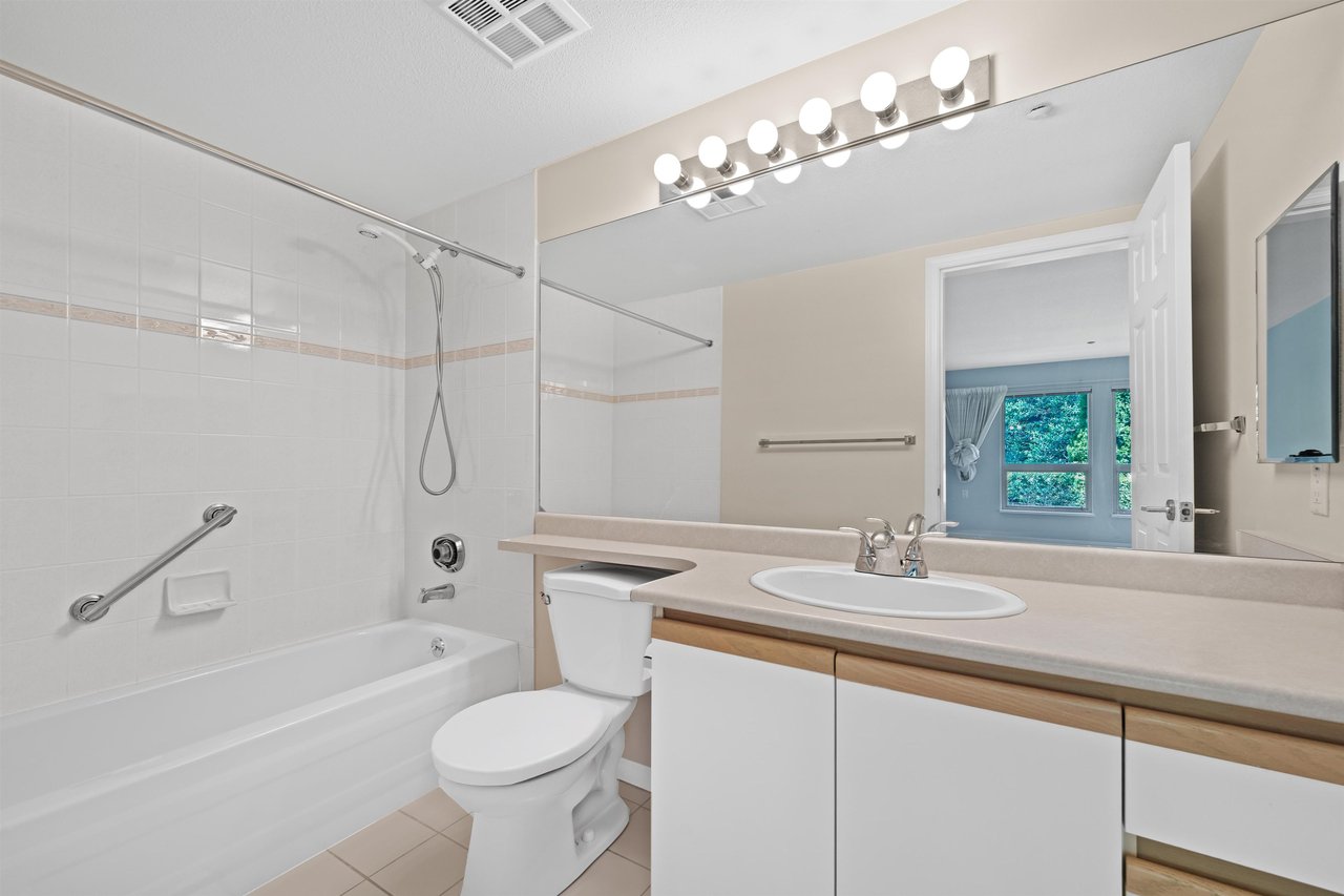 205-843 22nd St