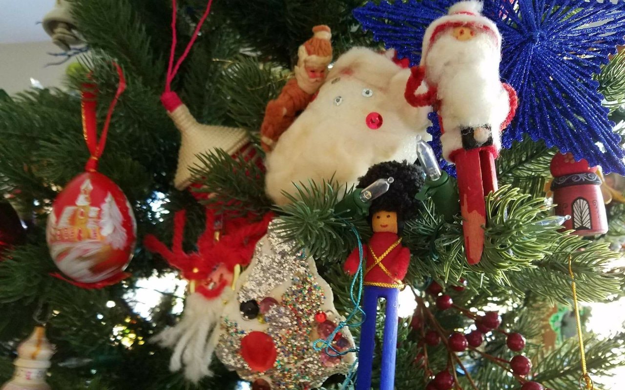 Heirloom Ornaments of Christmas Past