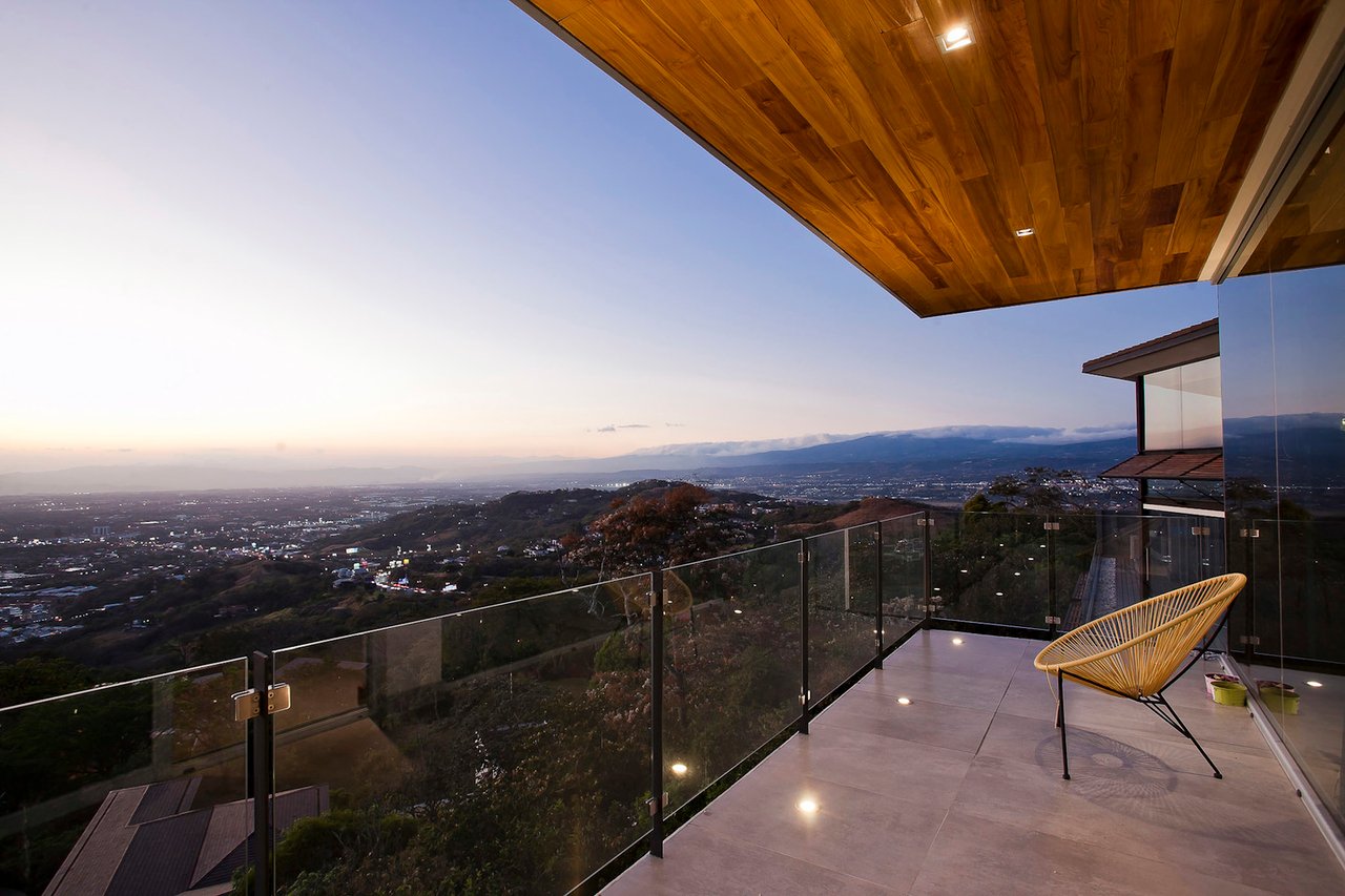 Contemporary Sunset View Villa, Escazu, San Jose