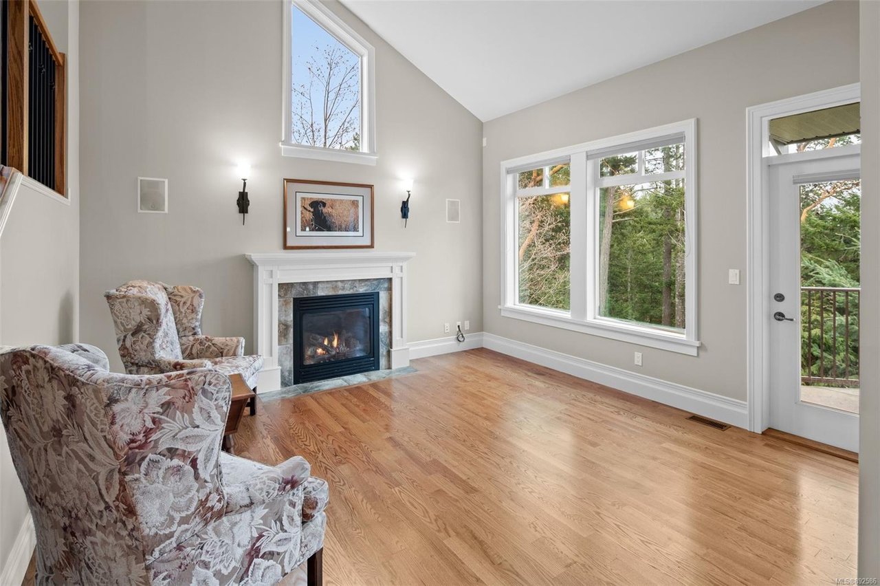 416 Pelican Dr