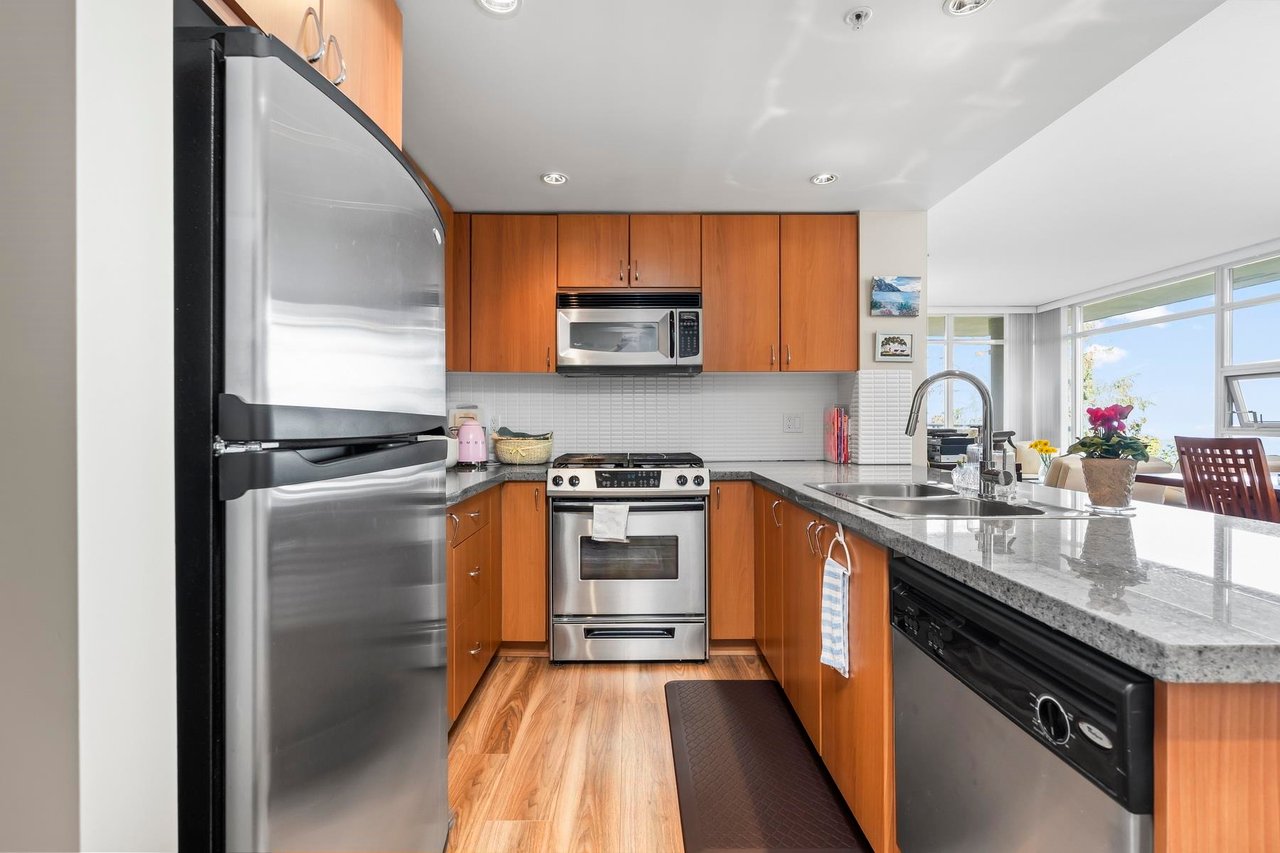 710-9266 University Cres