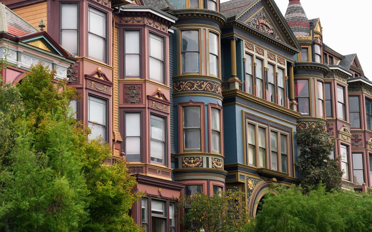 Victorian Houses ≠ Haunted Houses