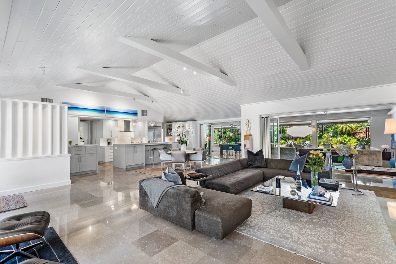 2520 Avenue Au Soleil