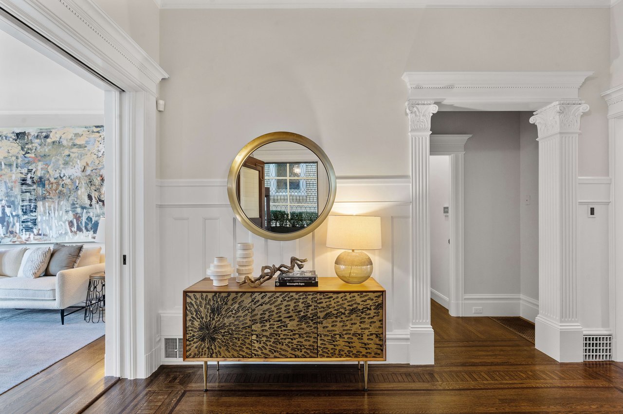 Grand Pacific Heights Home on a Coveted Flat Block between Lafayette & Alta Plaza Parks
