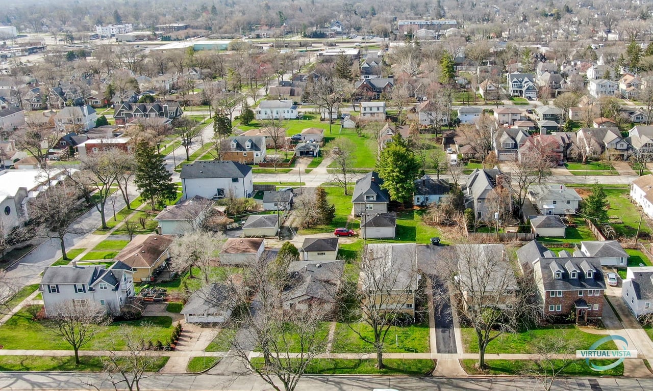 Downers Grove Apartment Building