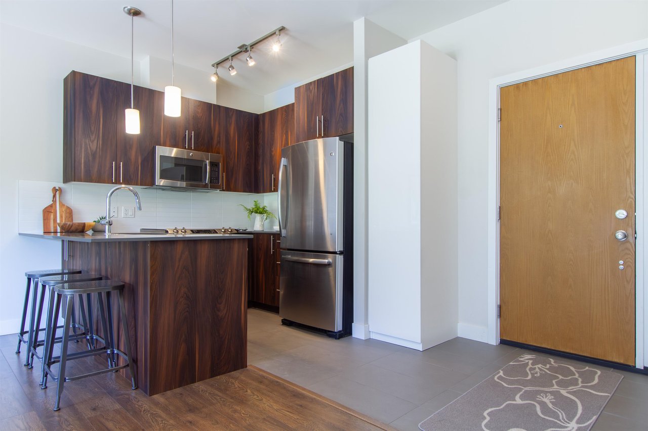 104-1025 Legacy Wy