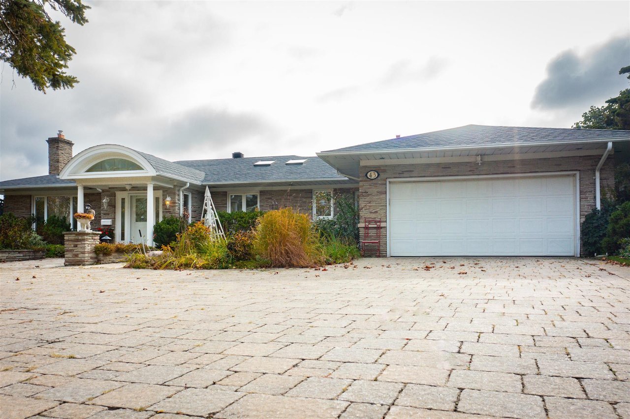 43 Hill Cres