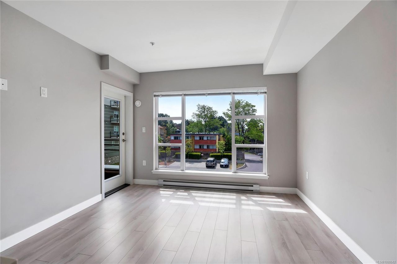 302-1016 Inverness Rd