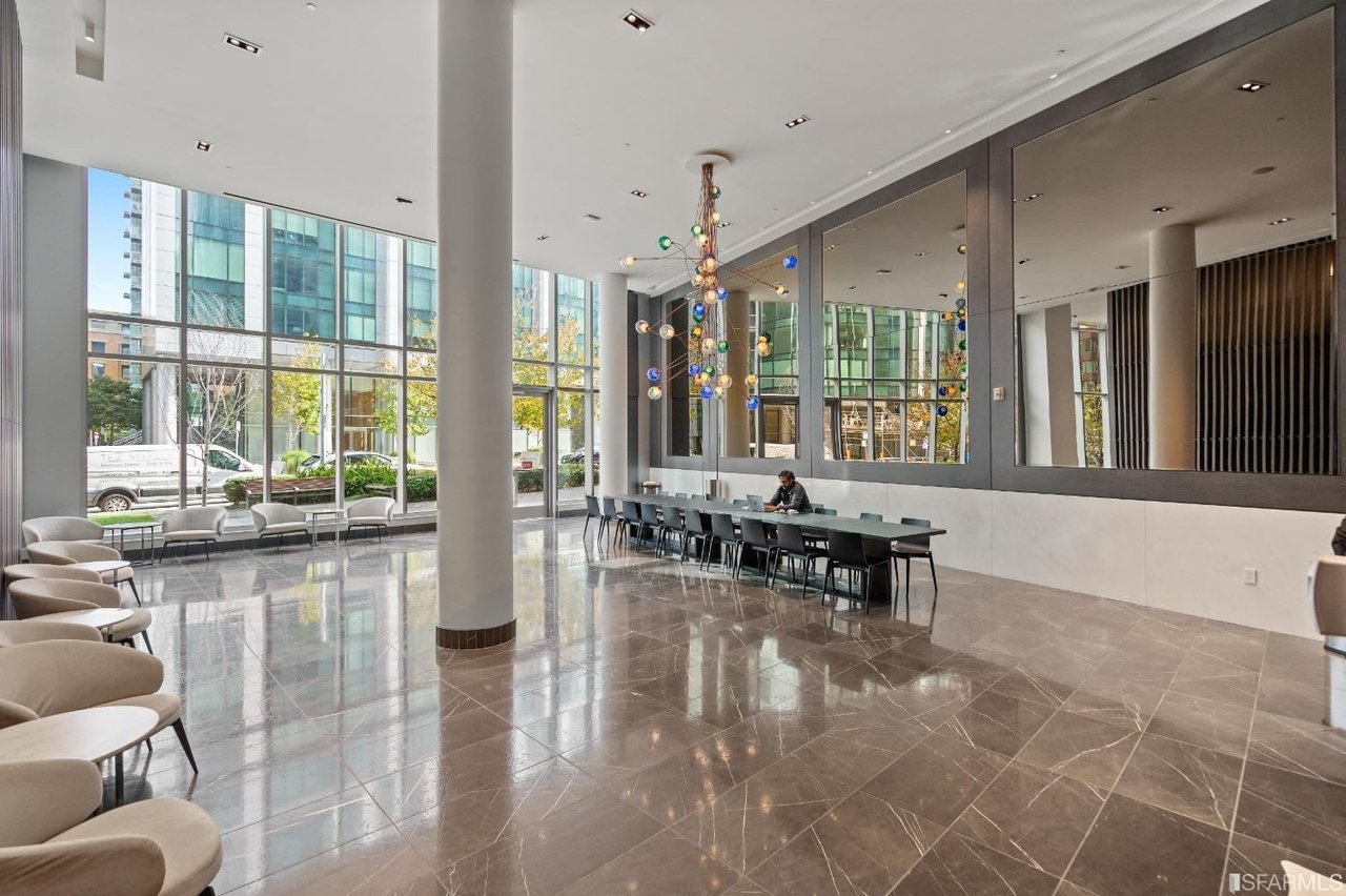 318 Main St, #4b