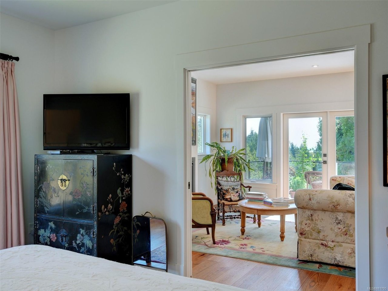 4271 Cherry Point Close