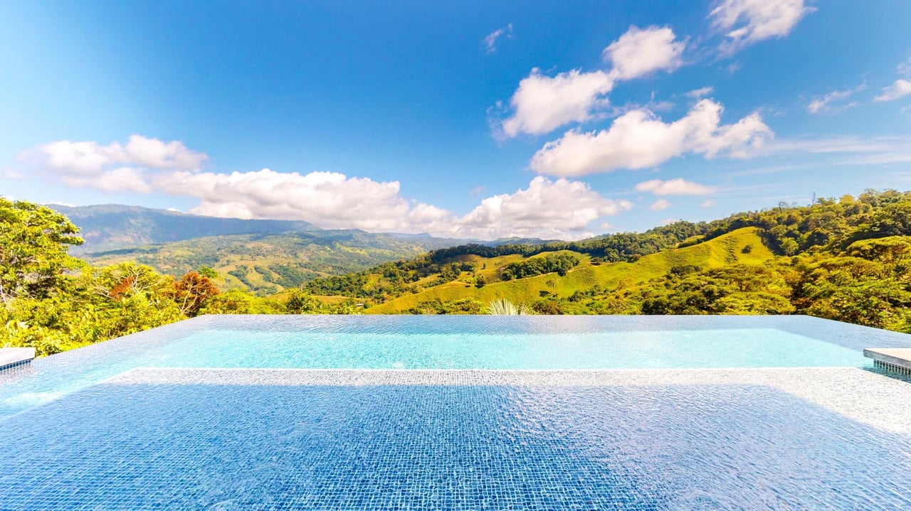 Boutique Hotel Rental Investment, Dominical, Puntarenas