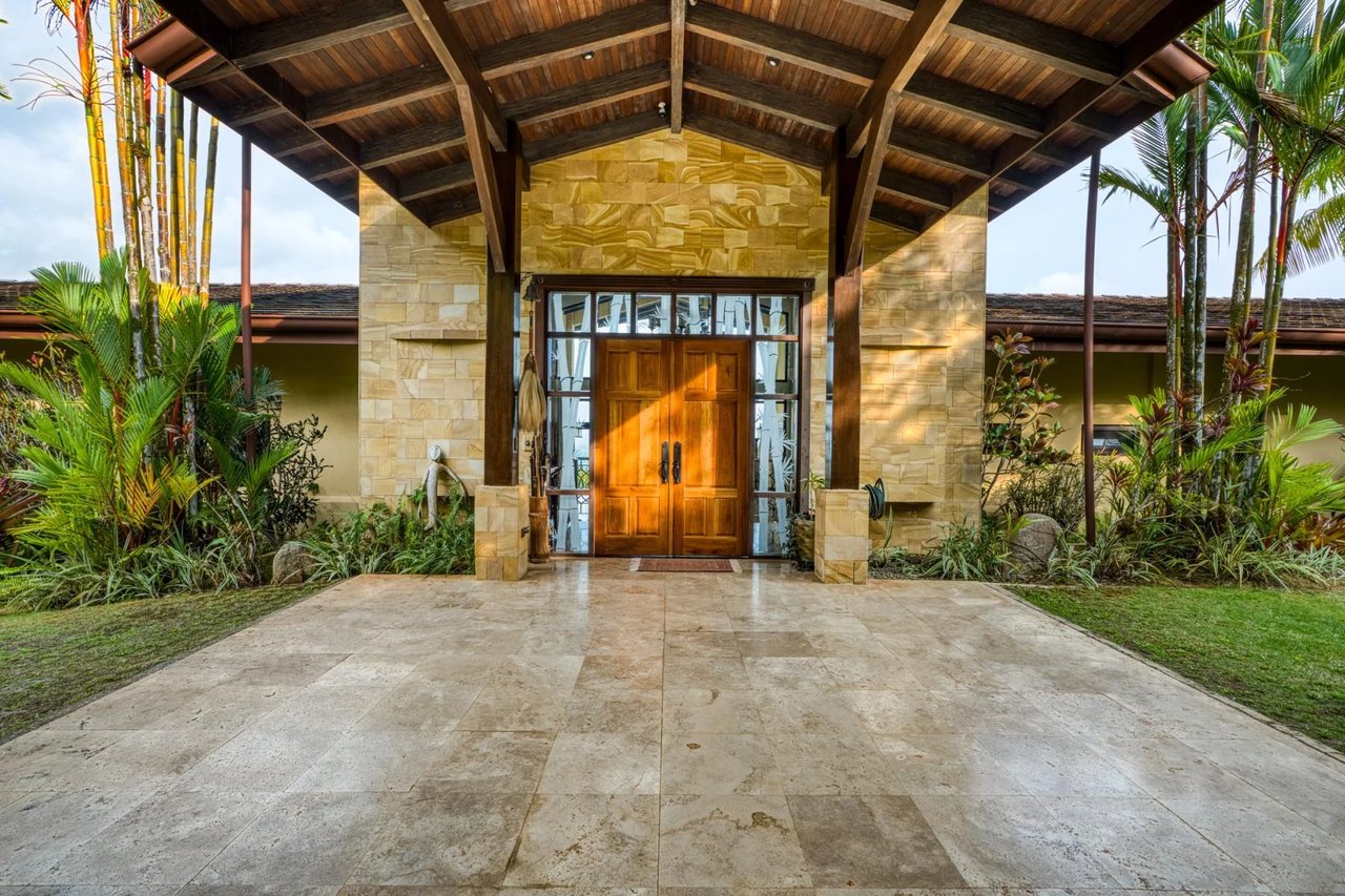 Luxury Ocean View Home, Dominical, Puntarenas