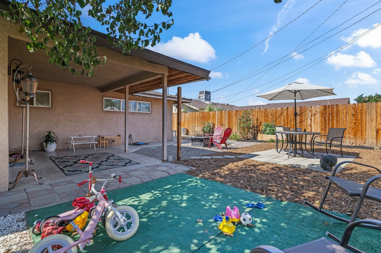 2404 Belvedere Avenue, Bakersfield, CA 93304