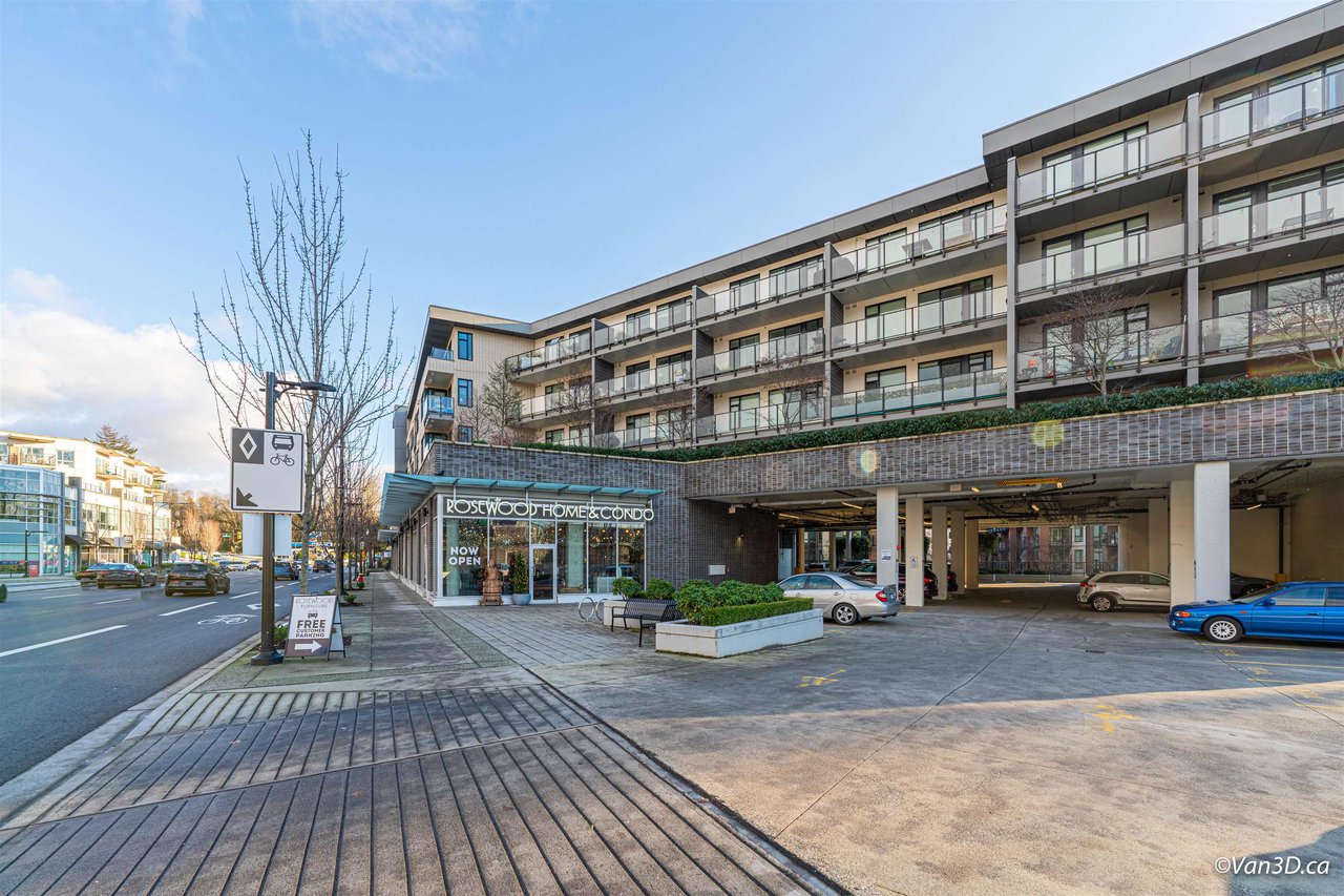 501-725 Marine Dr