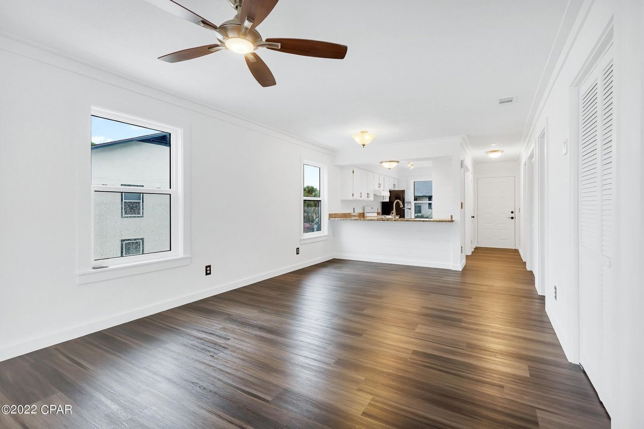 7813 N LAGOON Drive Unit 7C