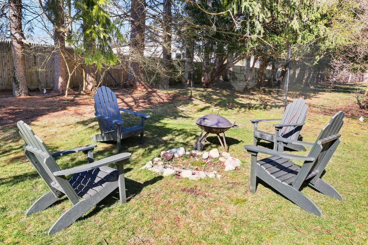 38 Bulkley Avenue
