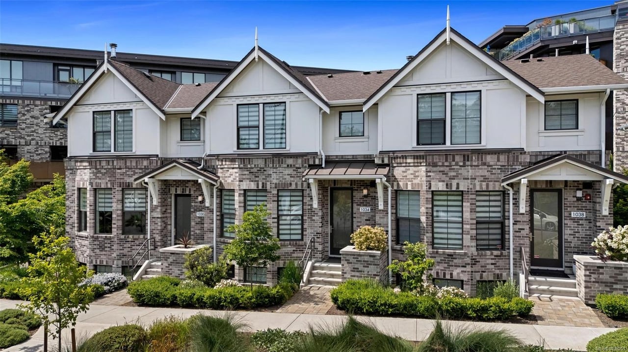 1034 Pentrelew Pl