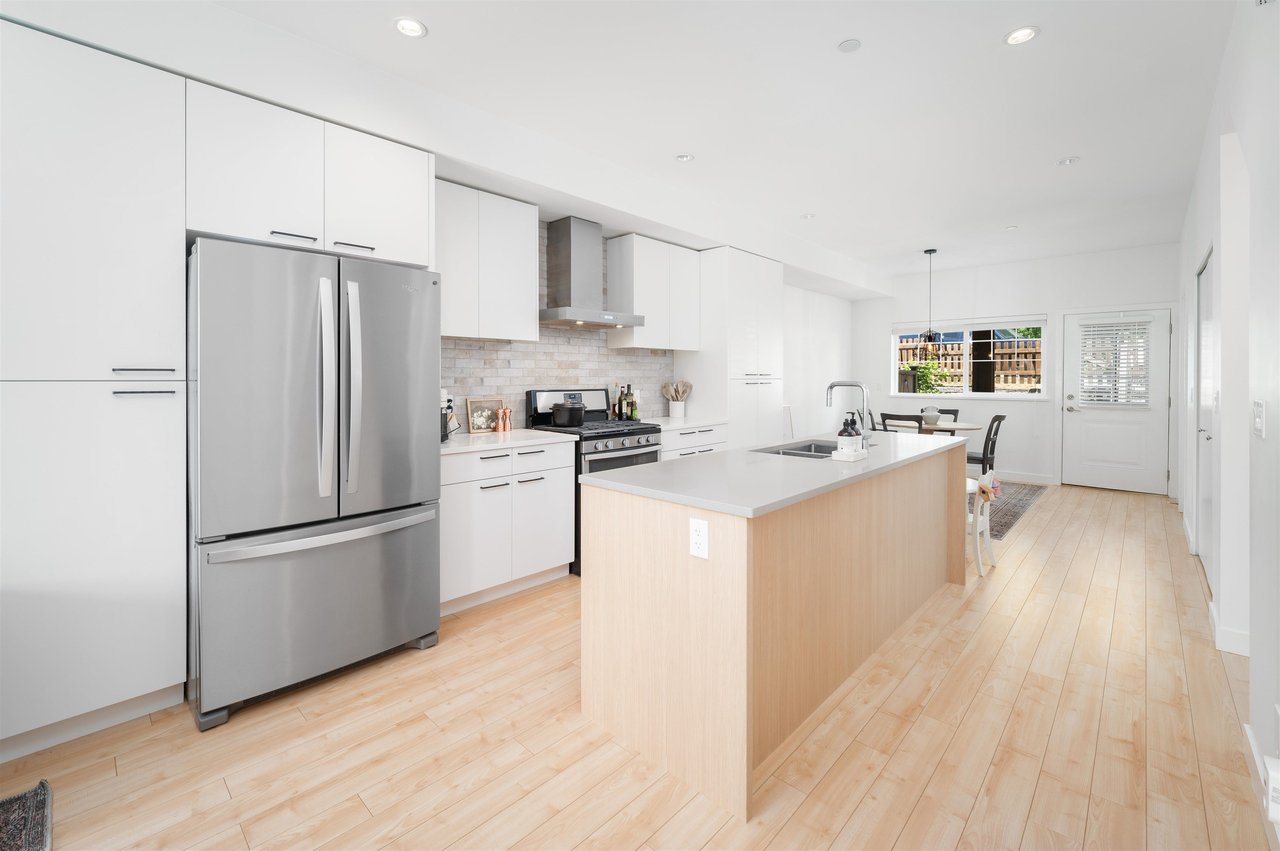 6-22810 113 Ave