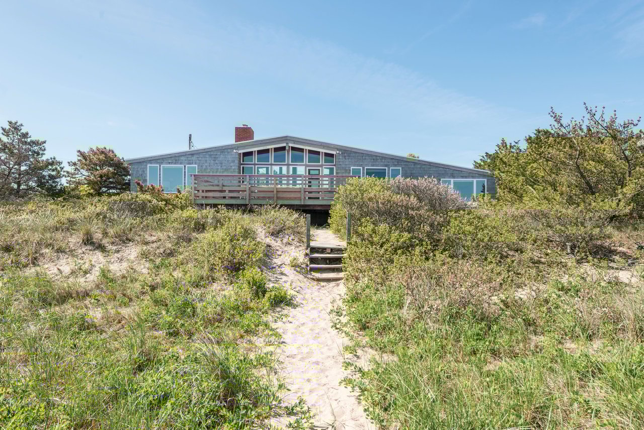 31 Sammys Beach Rd