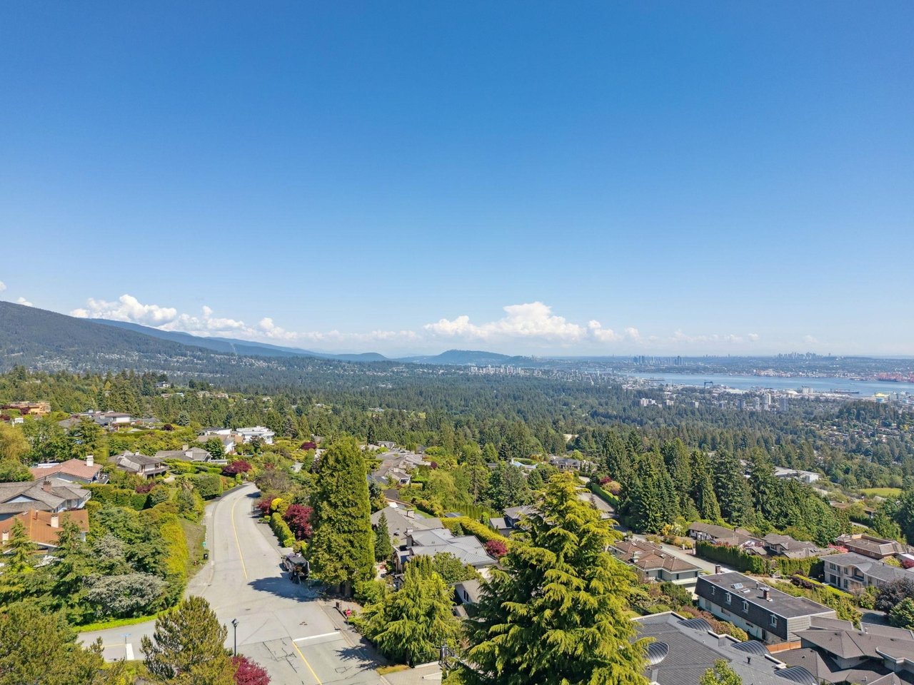 1411 Chippendale Rd