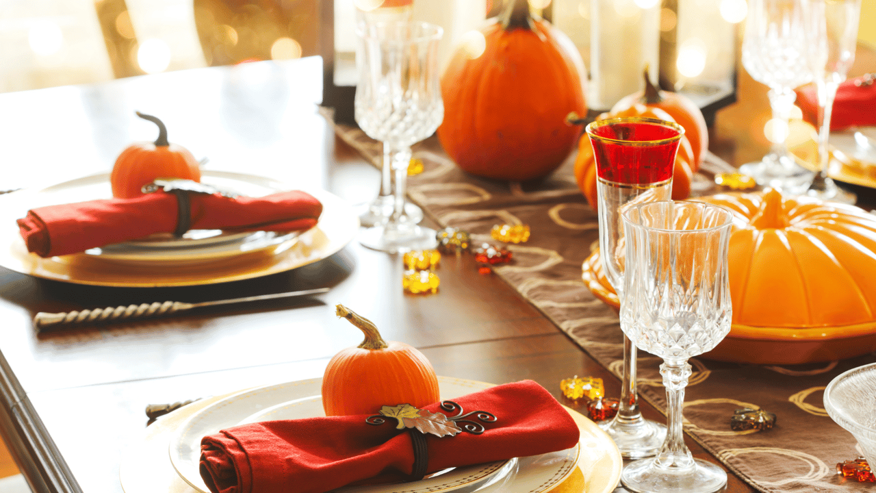 Set the Scene: Creative Thanksgiving Table Setting Ideas