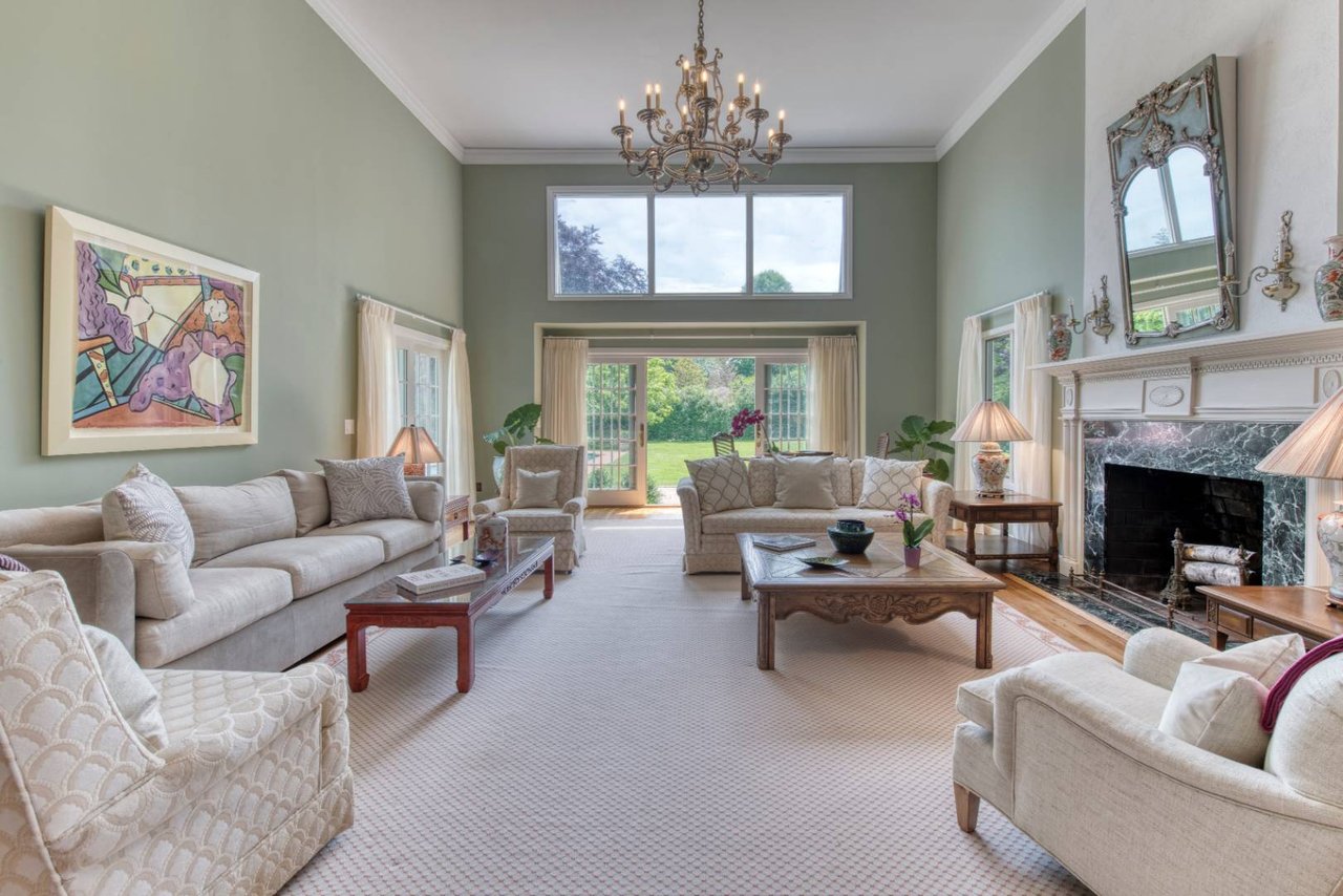 140 Ox Pasture Rd