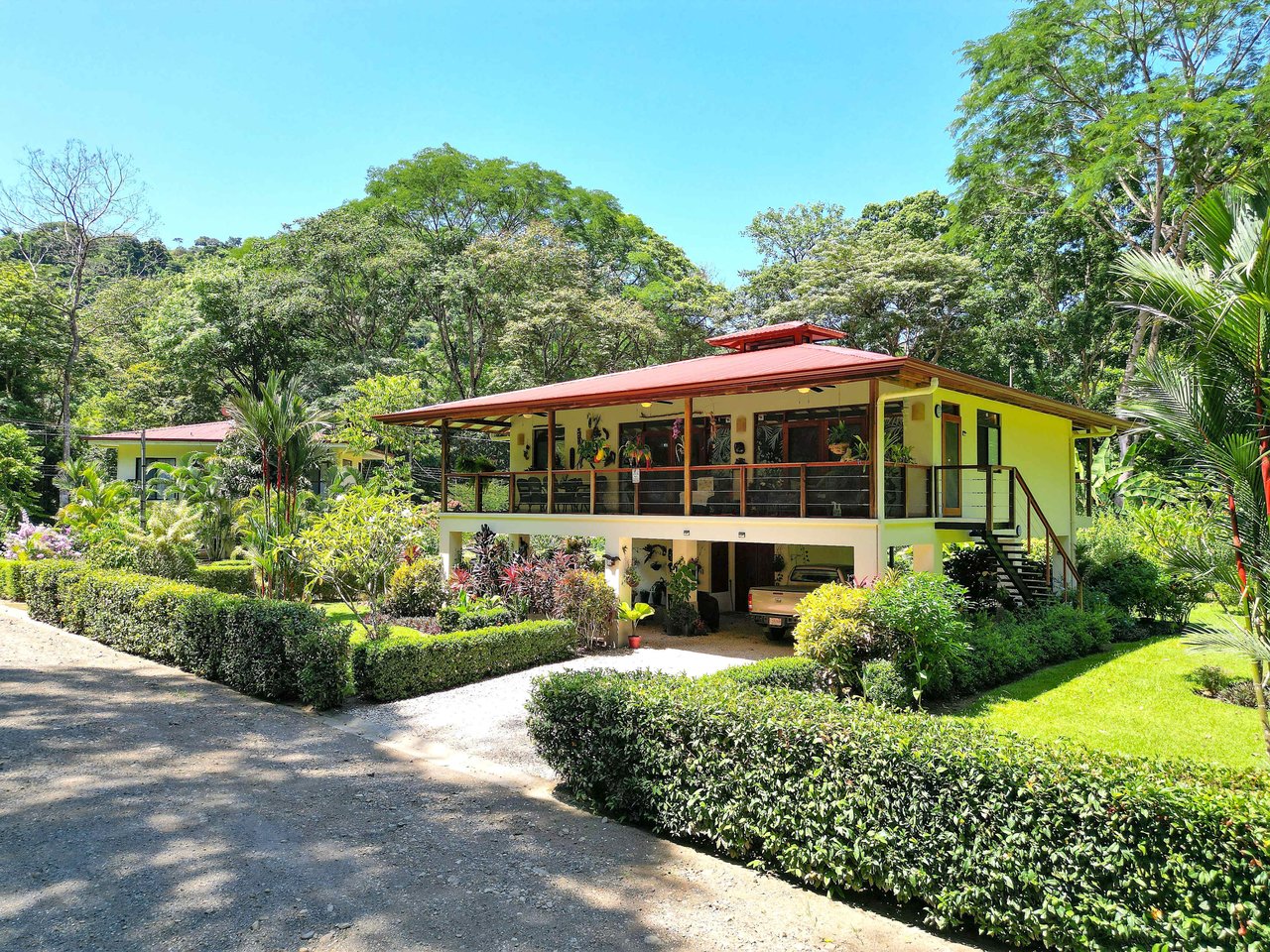 Wheelchair Friendly- 2 Bedroom house in a Quiet Community