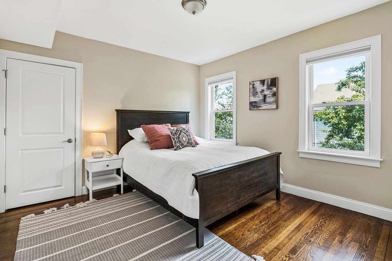 25 Granfield Ave Unit: 2