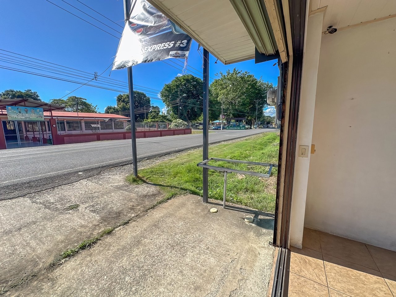 Sierpe Prime Location Commercial Shop with a House and Room for Expansion
