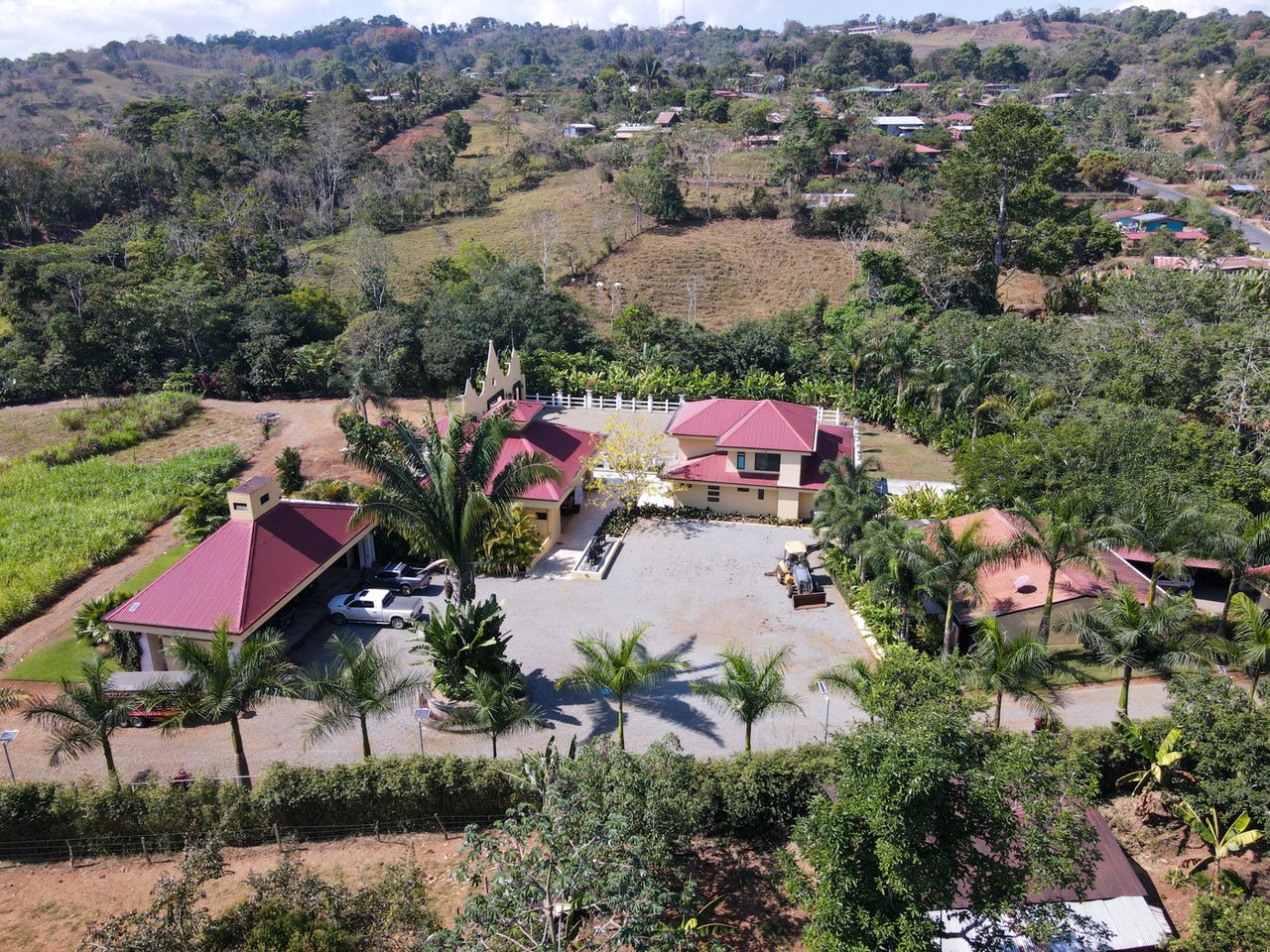 Equestrian Country Estate, Perez Zeledon, San Jose