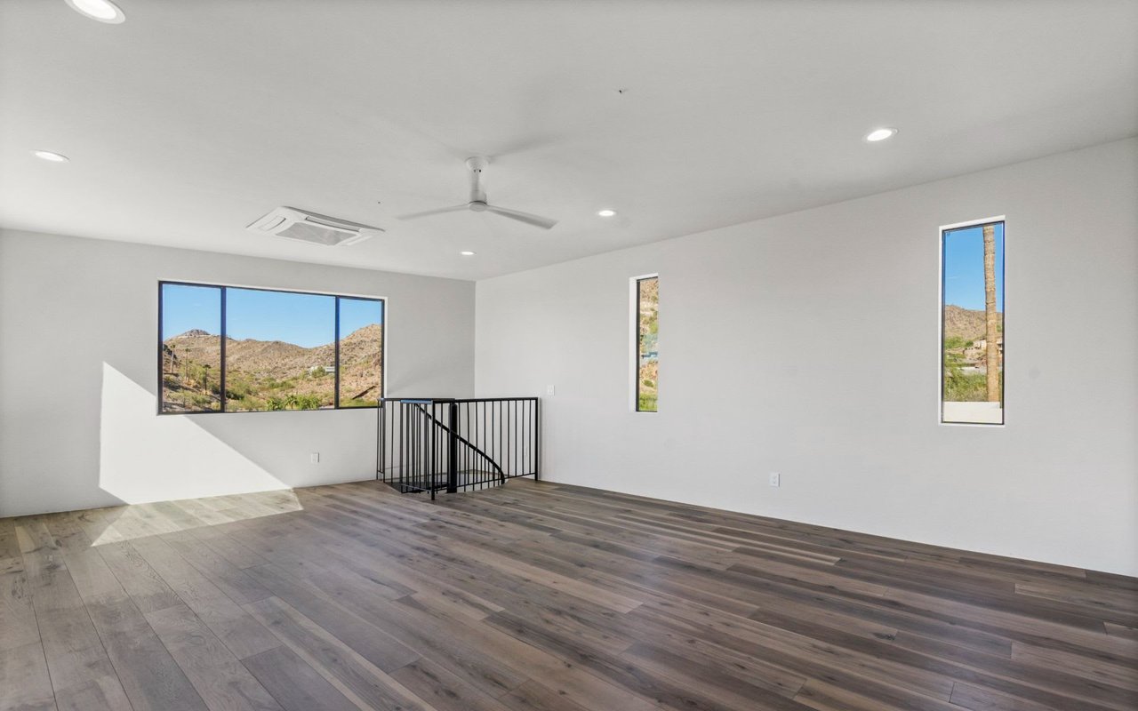 7043 N Longlook Road, Paradise Valley, AZ