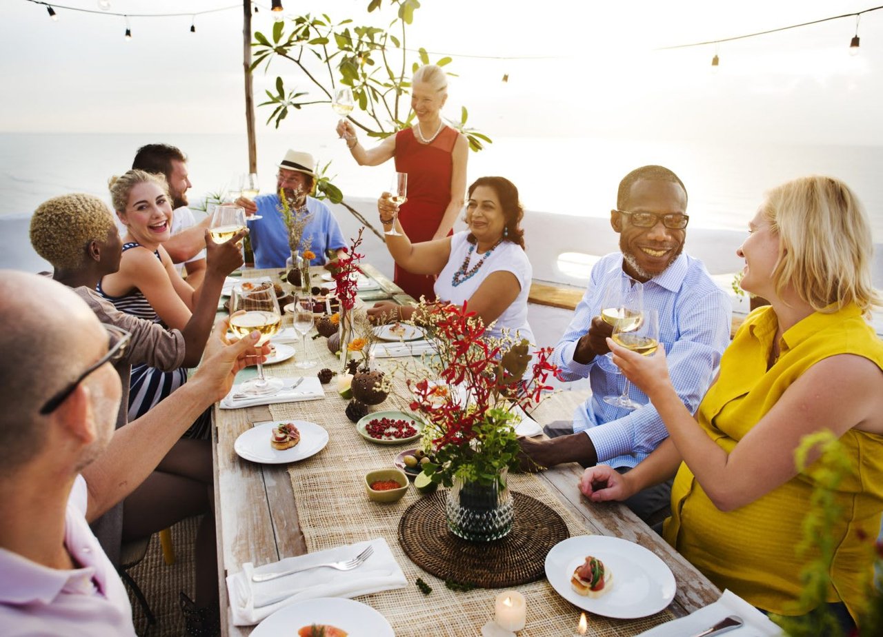 Eating Dinner At 5 P.M. Can Improve Your Life And Boost Your Health. How To Make It Work For You