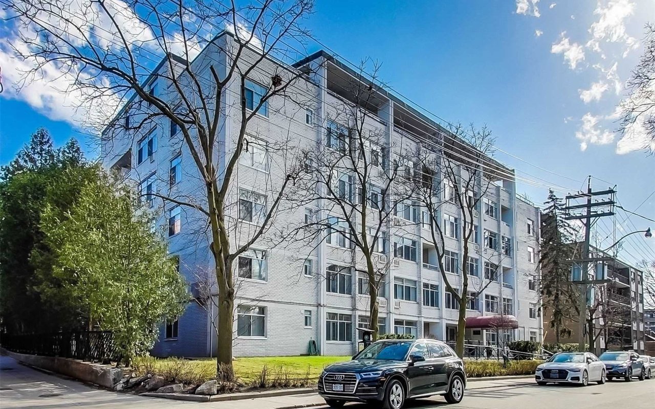 335 Lonsdale Rd #102