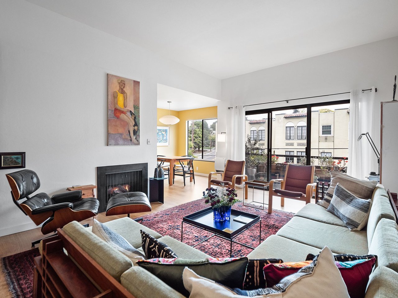 696 Athol #306